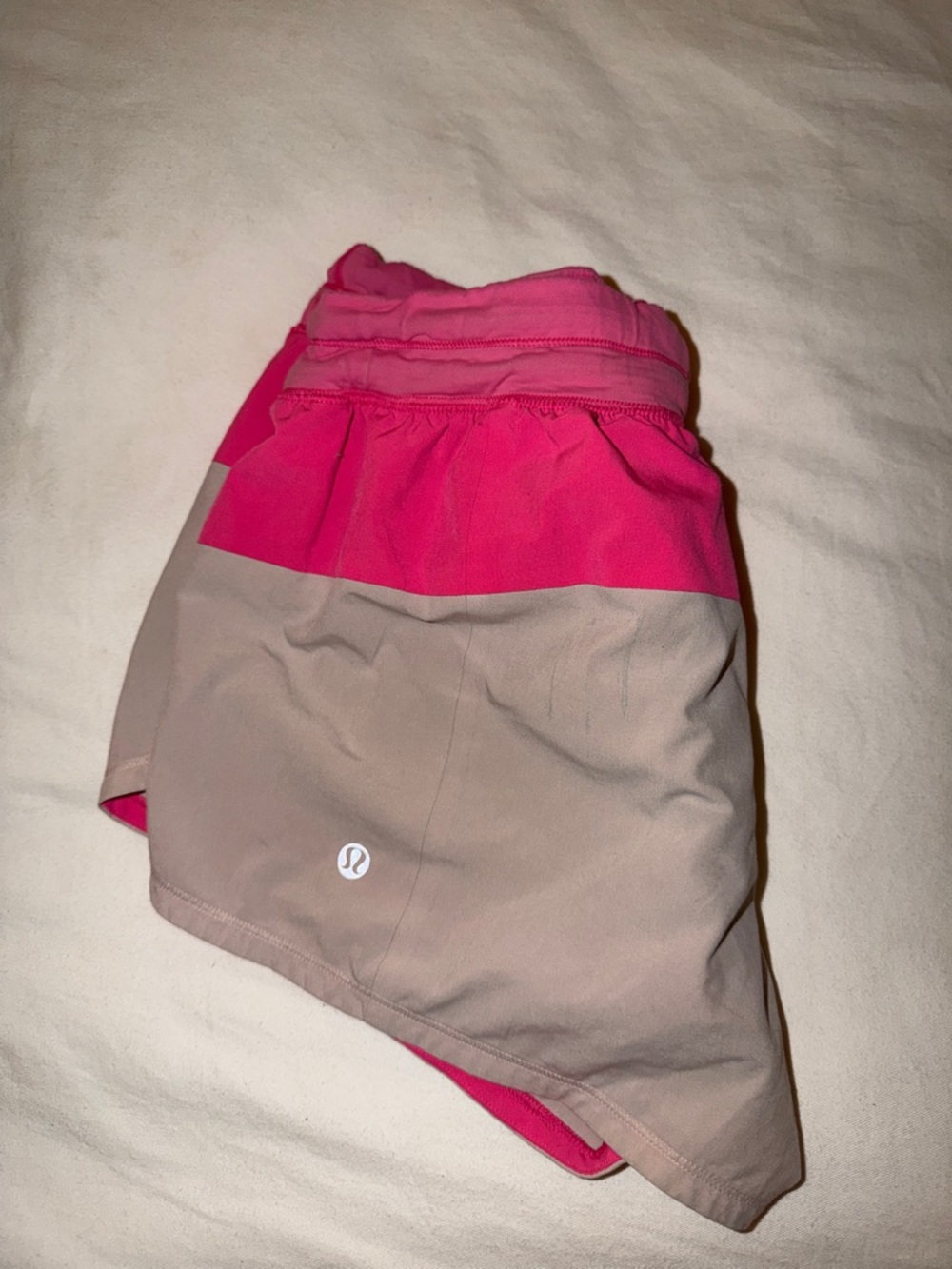 Lululemon athletic shorts size 8 - Picture 5 of 7